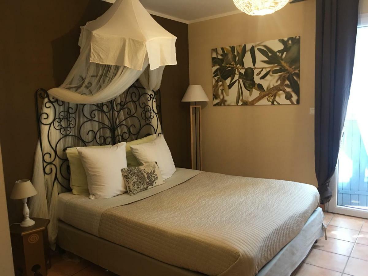Villa Josephine Лорг Екстериор снимка